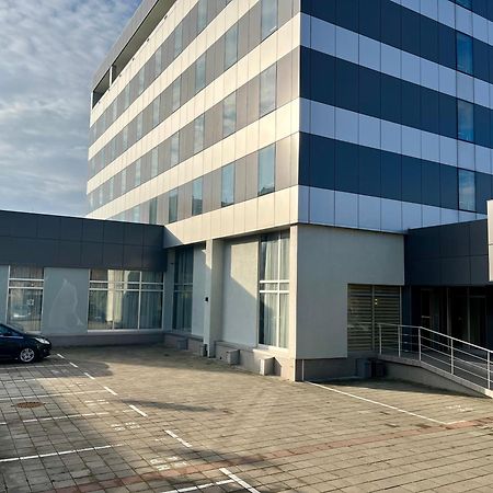 Hotel Monogram Park Рума Экстерьер фото
